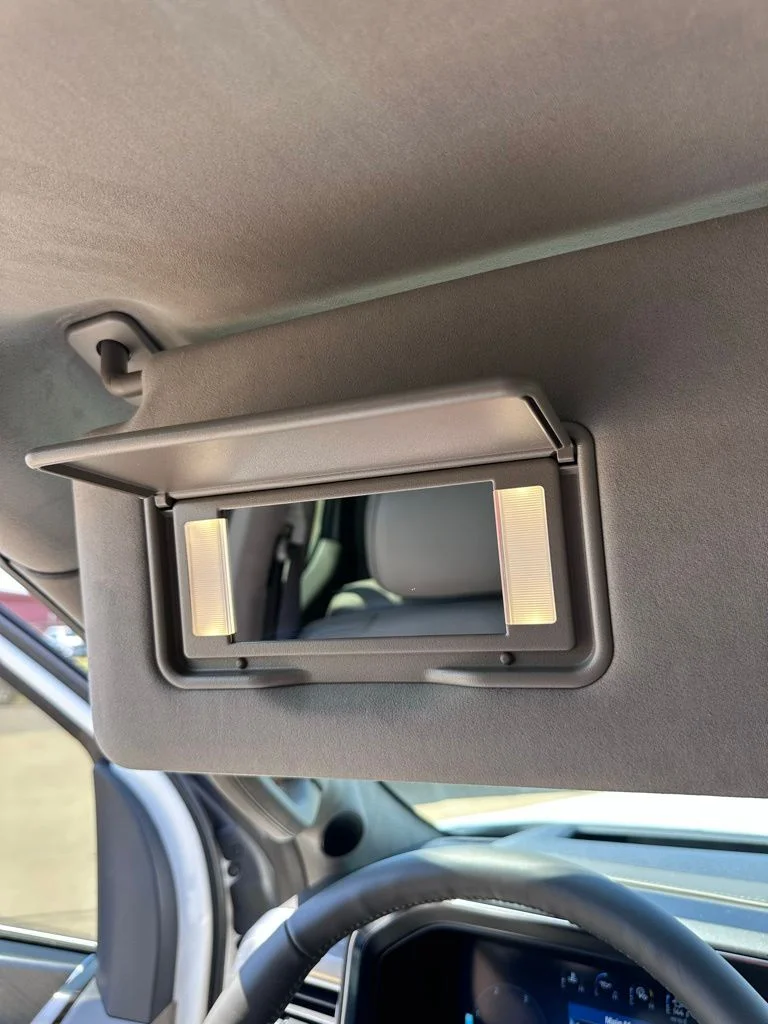 New 2026 Star White Metallic Tri-Coat Ford F-350® Platinum® image 27