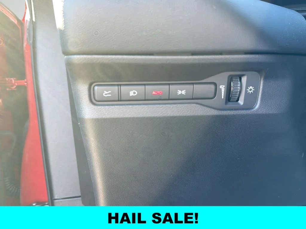 Used 2025  Dodge R/T image 15