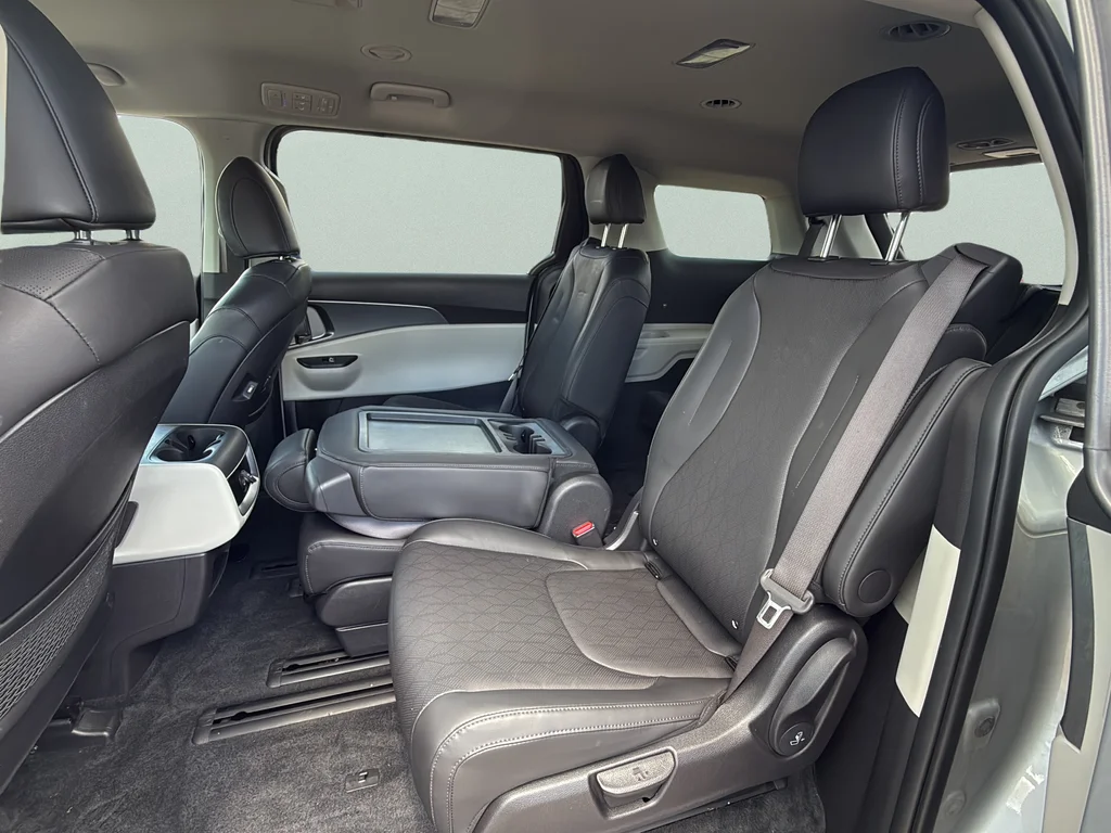 Certified Used 2023 Silky Silver Kia LX Seat Package image 22