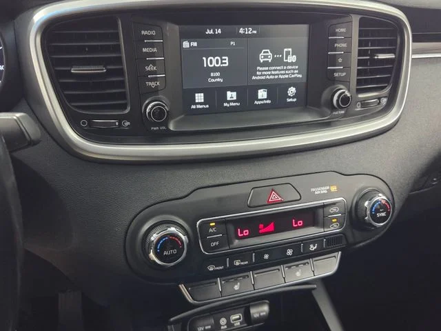Used 2020 Red Kia LX image 18