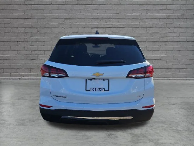 Used 2024 Summit White Chevrolet LT image 4