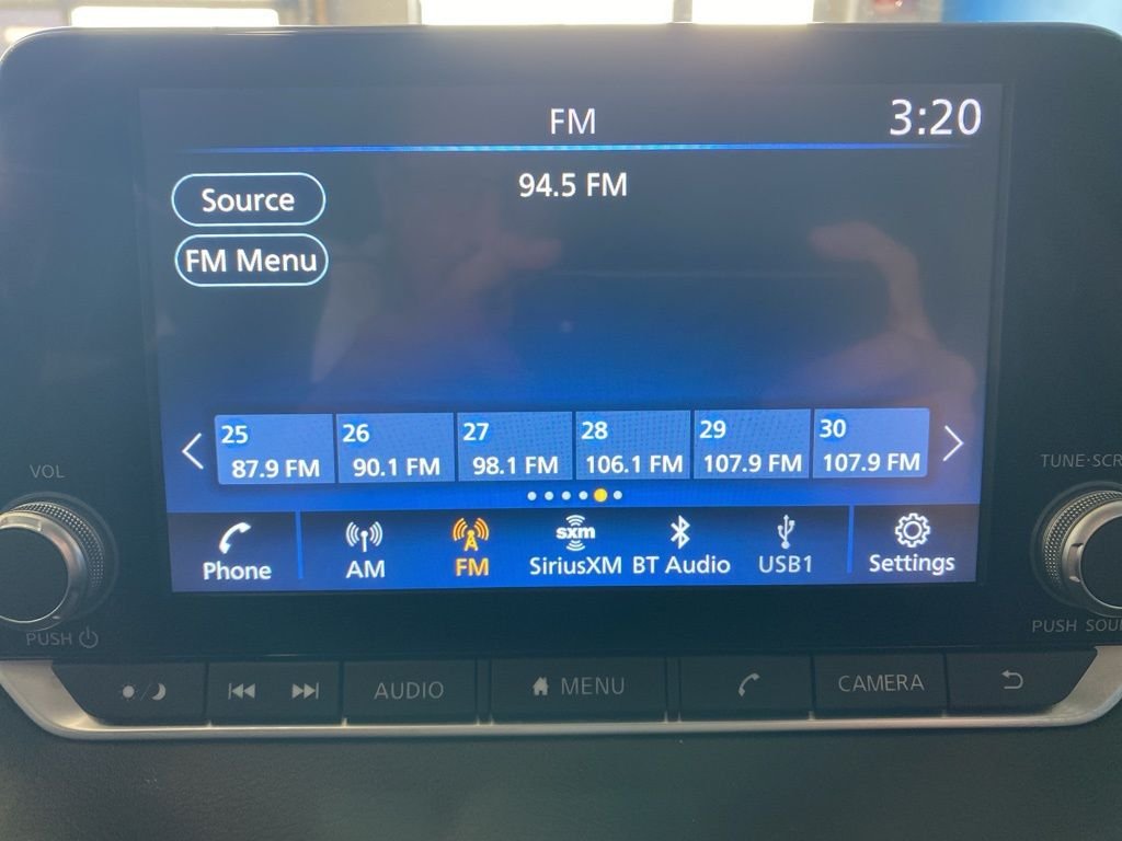 2024 Nissan Sentra SV photo 2