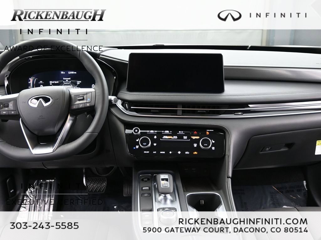Certified Used 2026 White INFINITI LUXE image 19