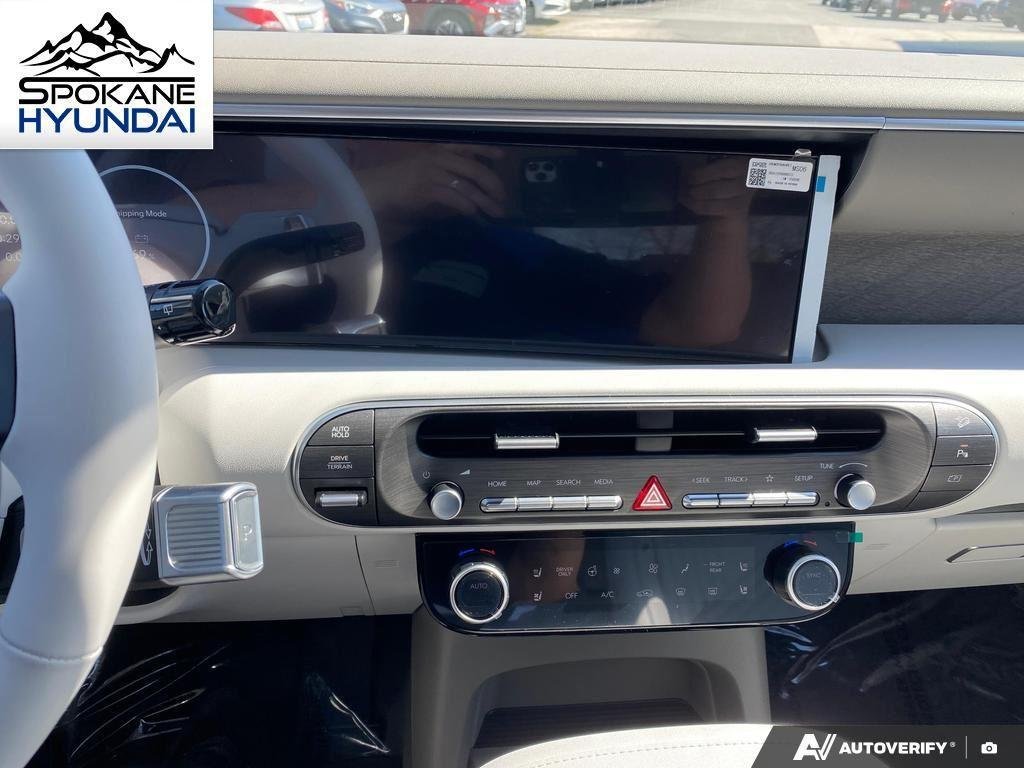 New 2026 Abyss Black Pearl Hyundai SEL Premium 7P image 22