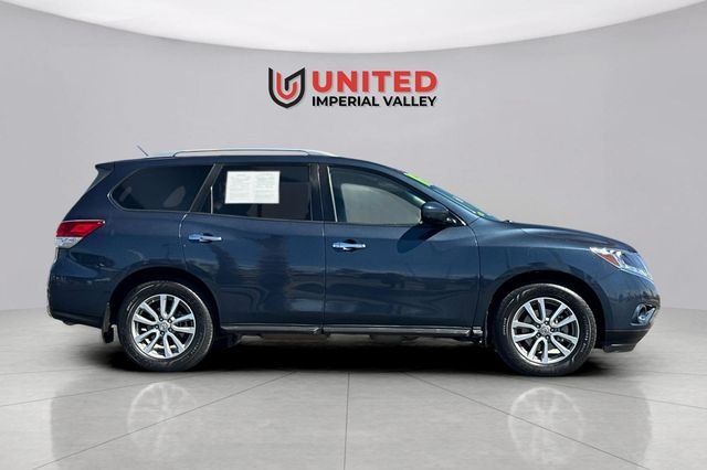 Used 2016 Nissan Pathfinder S with VIN 5N1AR2MN7GC658172 for sale in Imperial, CA