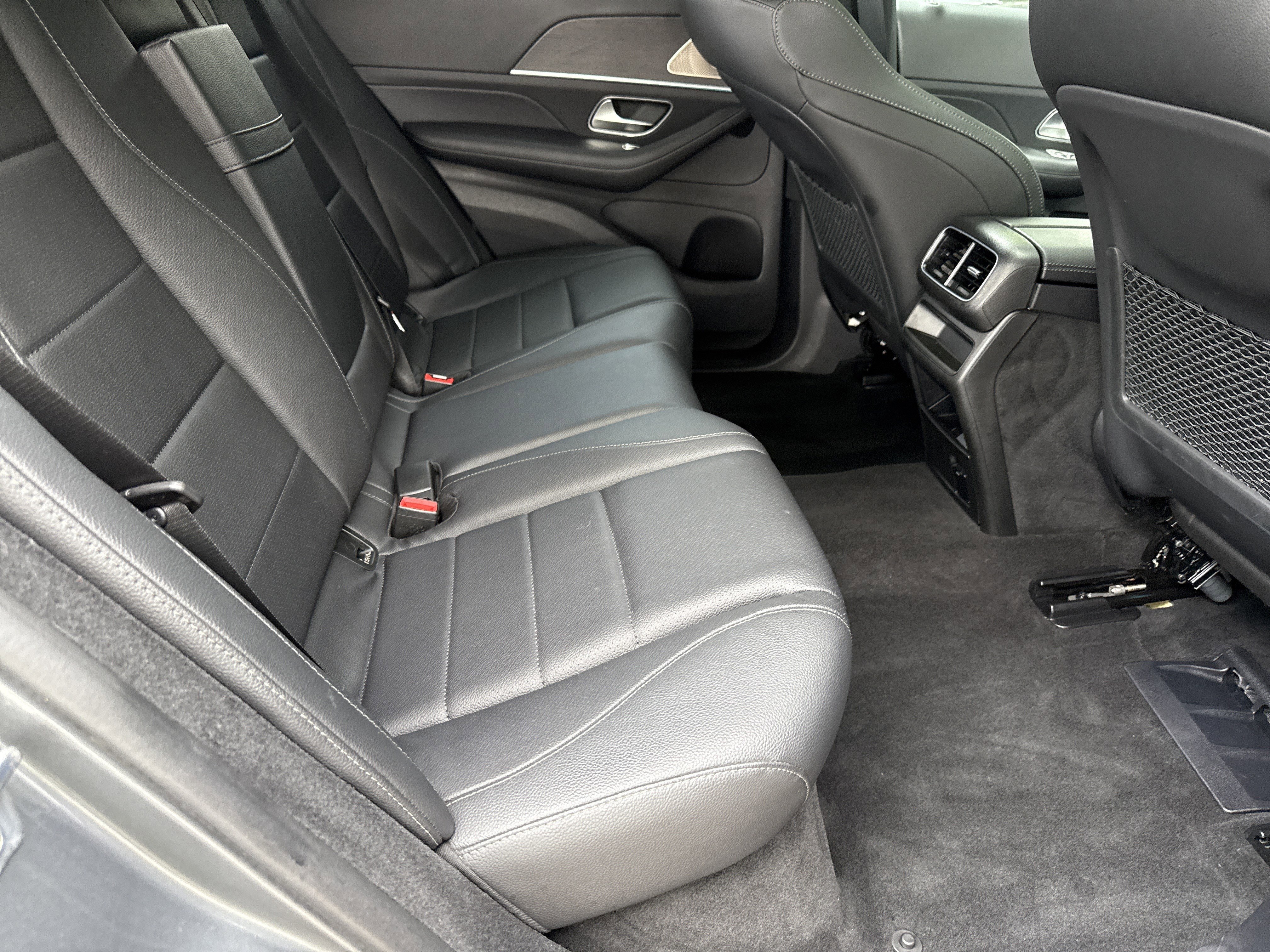 Used 2022 Gray Mercedes-Benz GLE 350 image 15