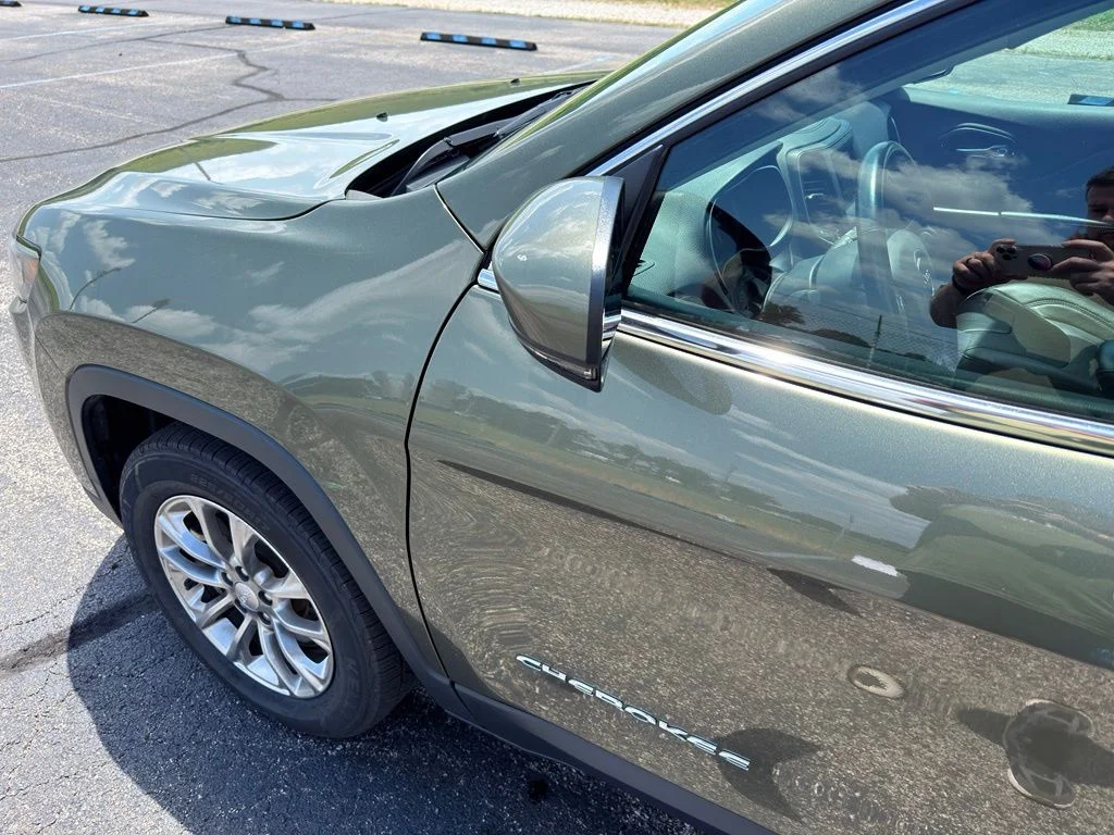 Used 2021 Green Jeep Latitude Lux image 18