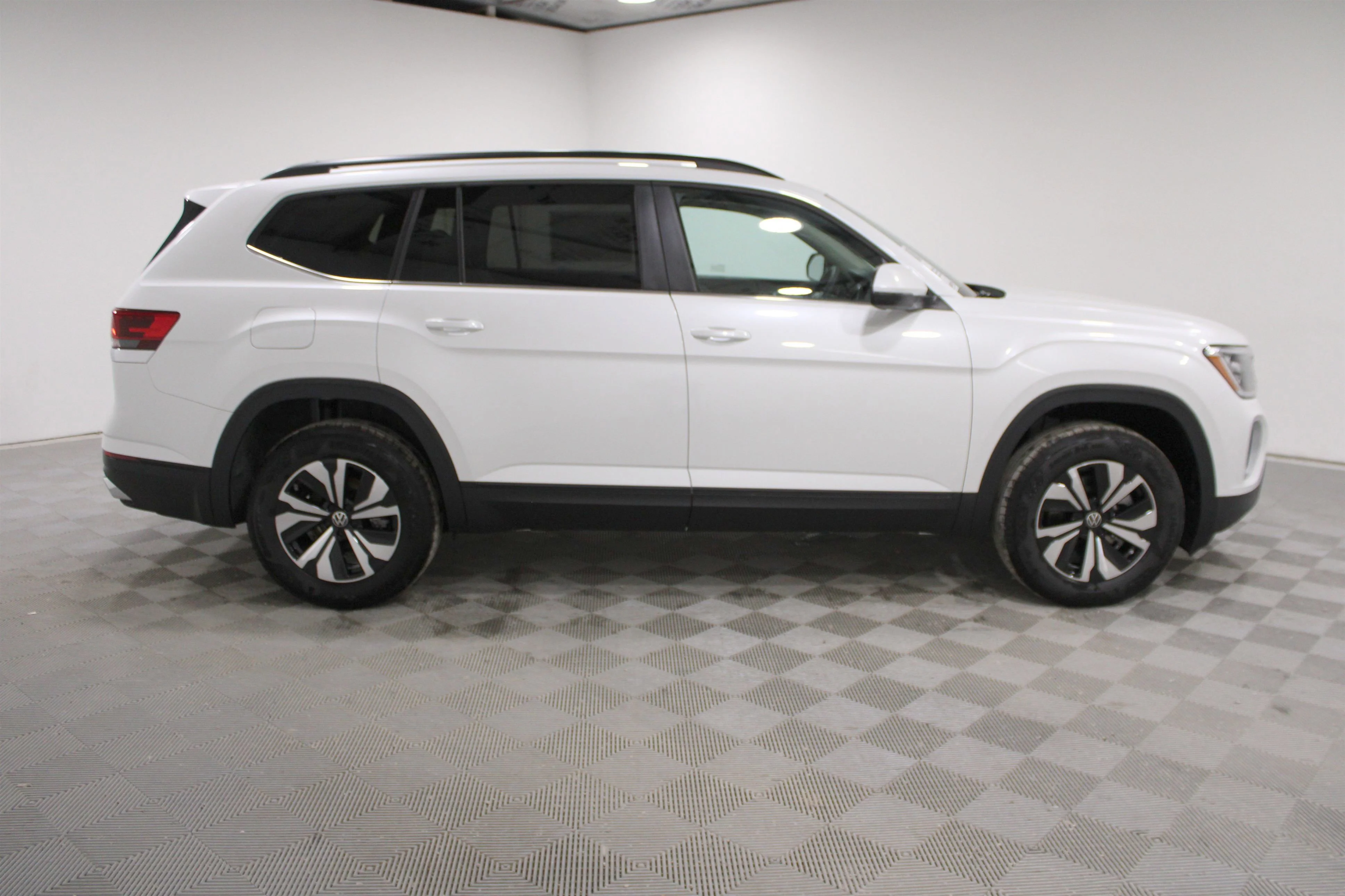 2026 Volkswagen Atlas SE - Photo 27