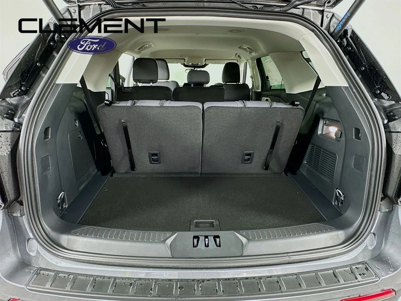 New 2026 Carbonized Gray Metallic Ford Active image 10