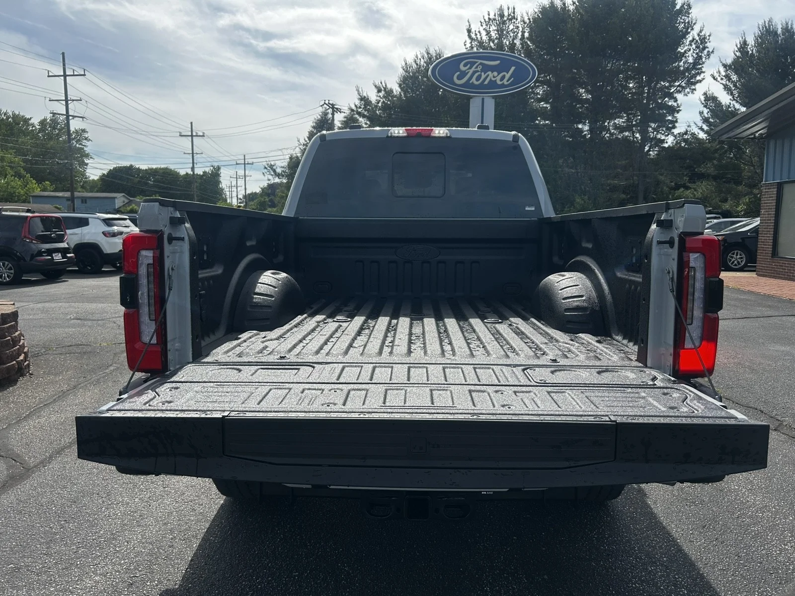 New 2026 Avalanche Ford Platinum image 8