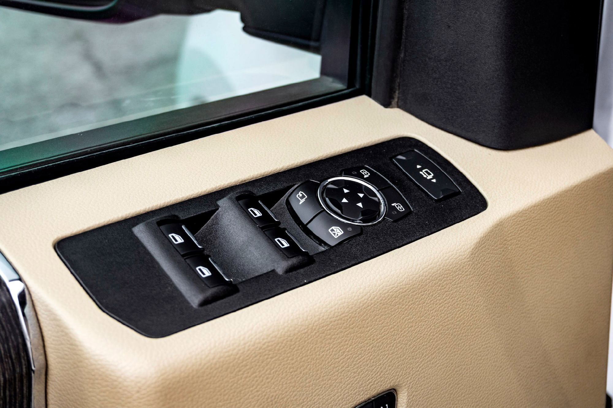 Used 2020 Oxford White Ford LARIAT image 10
