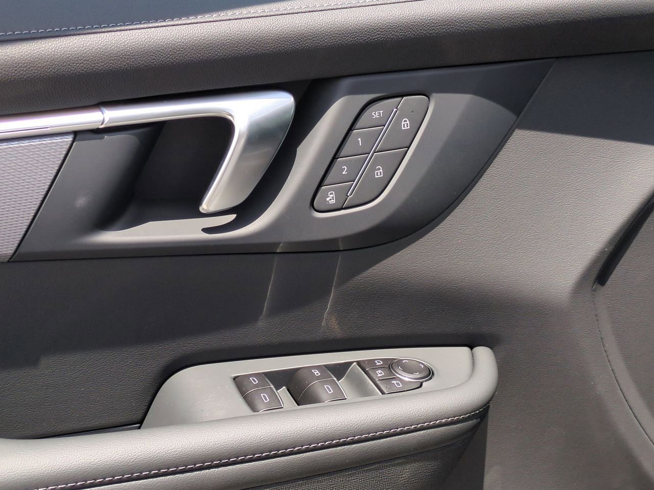 2026 Buick Enclave Sport Touring - Photo 23