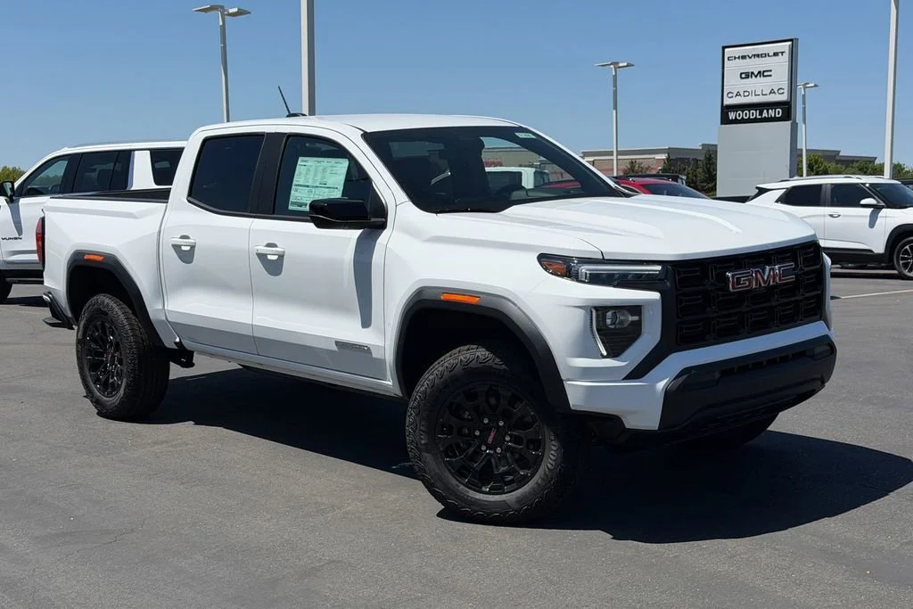 New 2026 Summit White GMC Elevation image 2