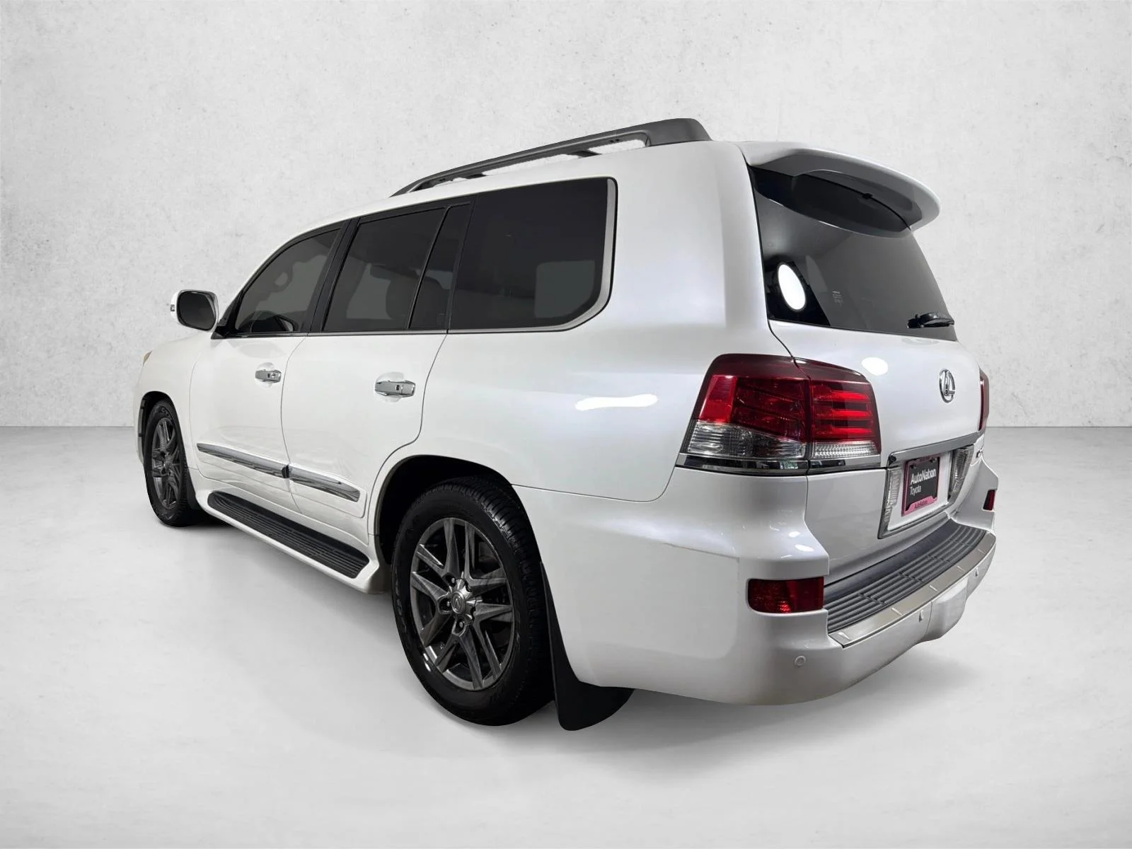 Used 2013 Starfire Pearl Lexus  image 7