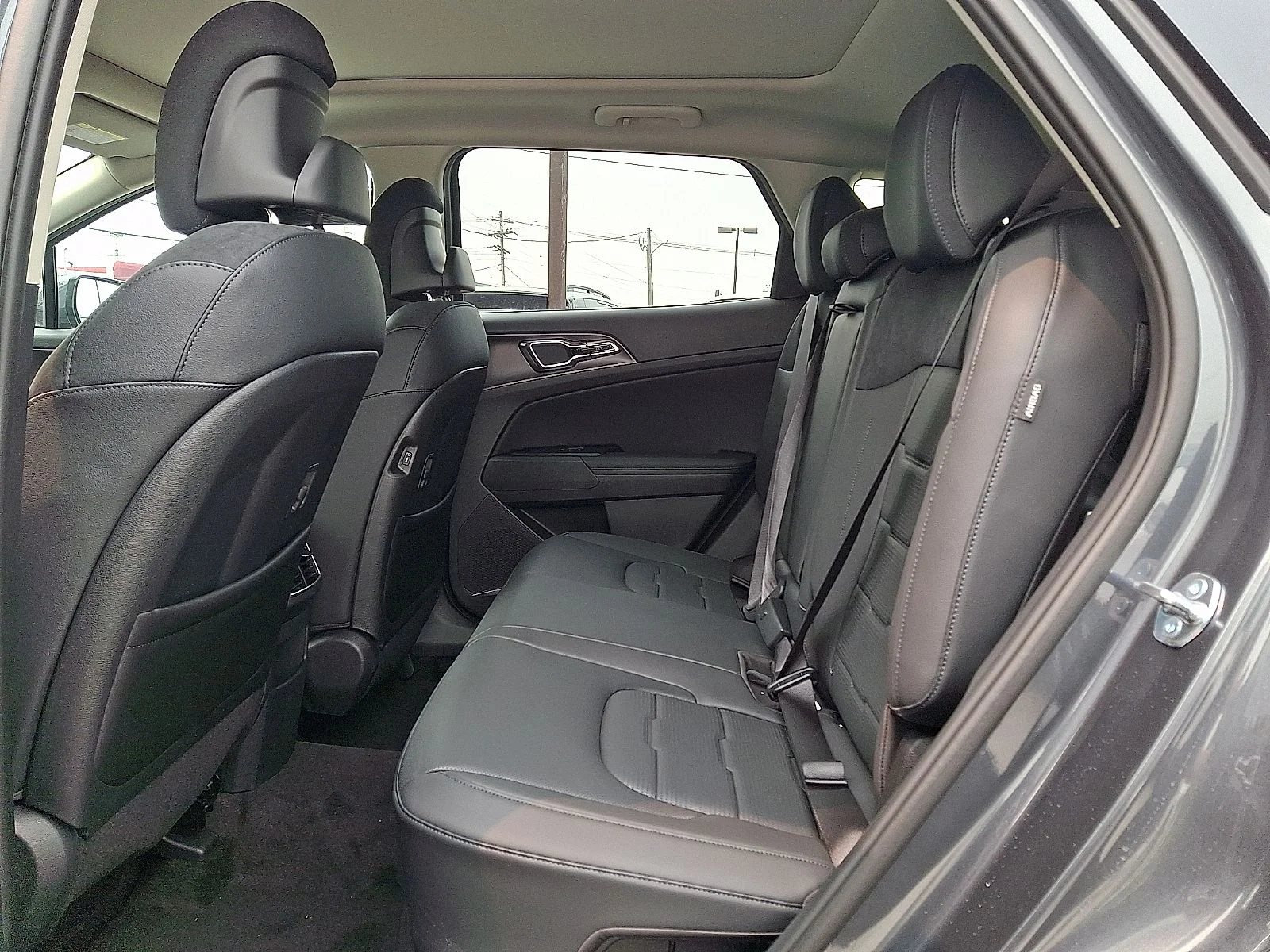 New 2027 Gray Kia SX-Prestige image 8
