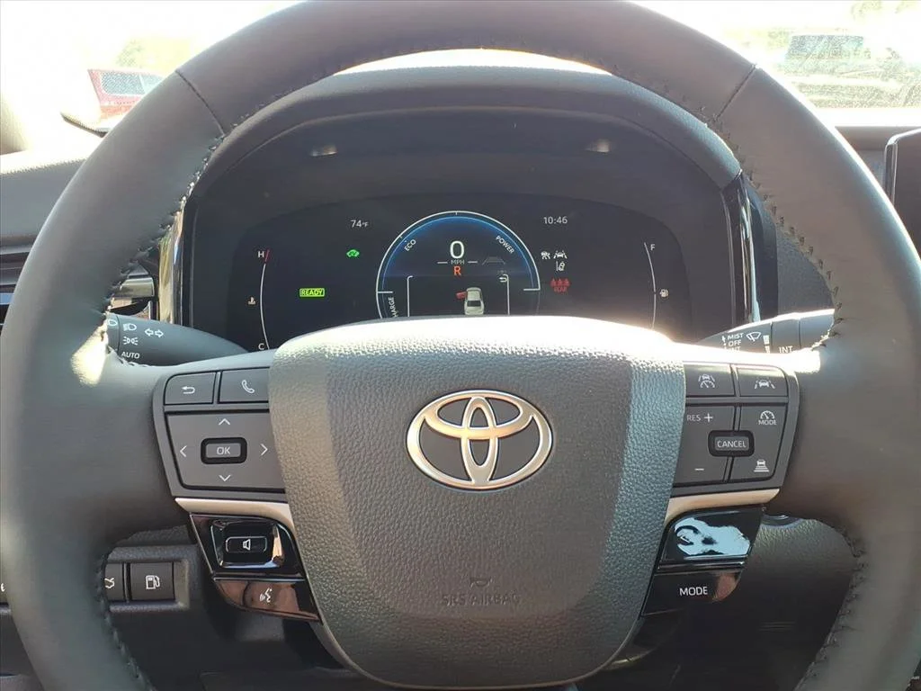 2026 Toyota Camry LE - Photo 12