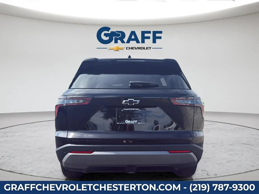 2027 Chevrolet Equinox LT - Photo 6