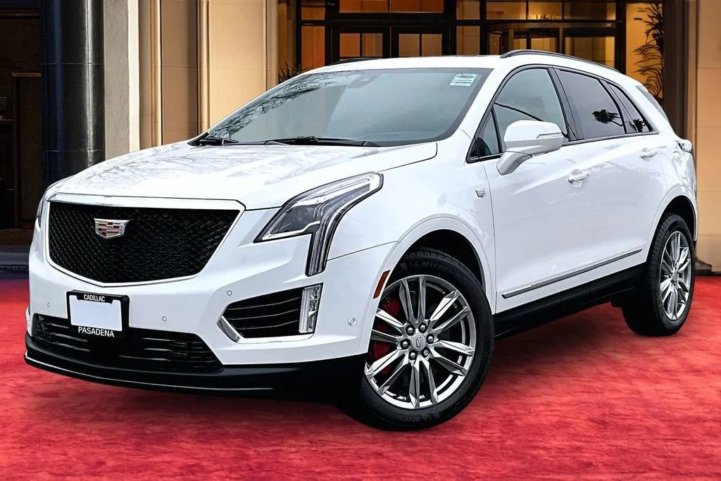 2026 Cadillac XT5 AWD Sport's photo