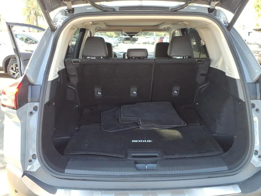 Certified Used 2023 Gray Nissan SL image 27