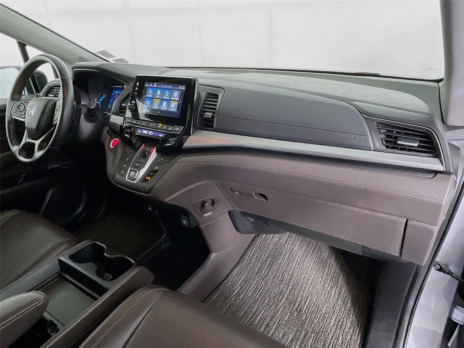 Used 2022 Lunar Silver Metallic Honda EX-L image 35