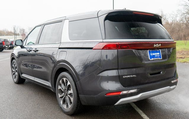 Used 2024 Gray Kia EX image 8