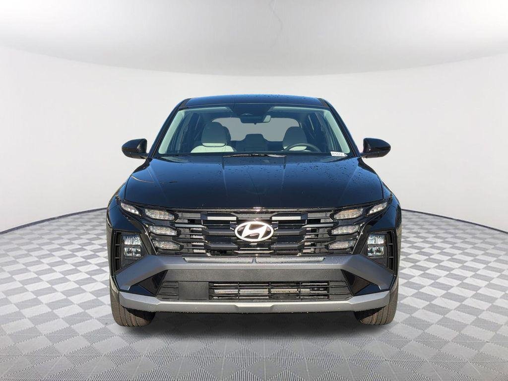 New 2026 Black Hyundai SE FWD image 2