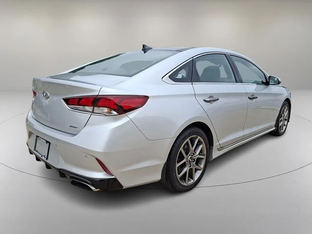 Used 2018 Silver Hyundai Limited 2.0T+ image 11