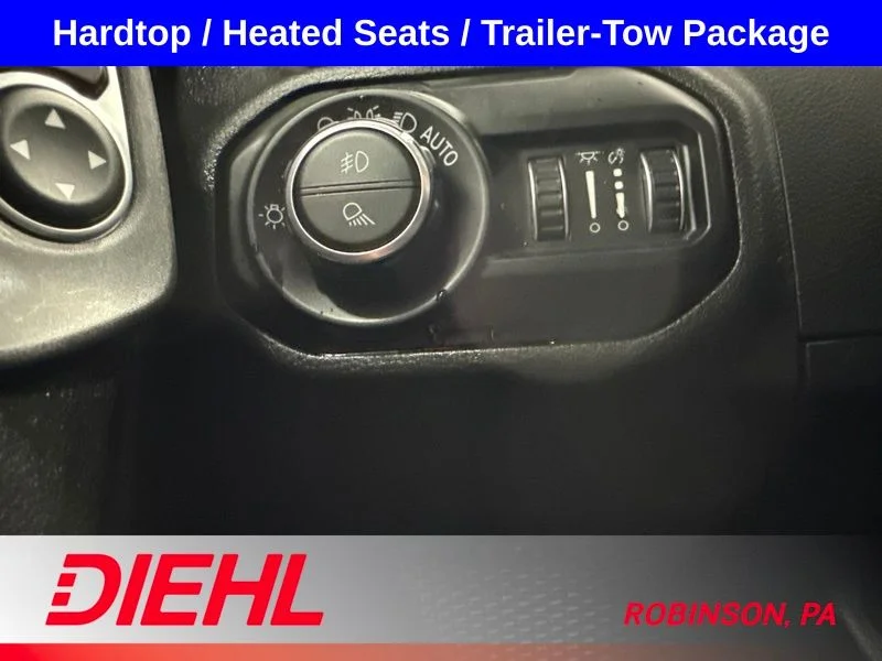 Used 2020 Gray Jeep Sport image 22