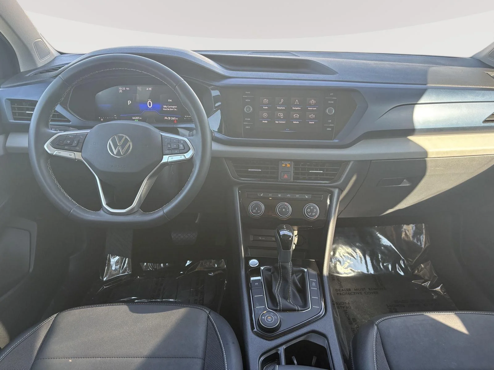 Used 2023 BLACK Volkswagen SE image 14