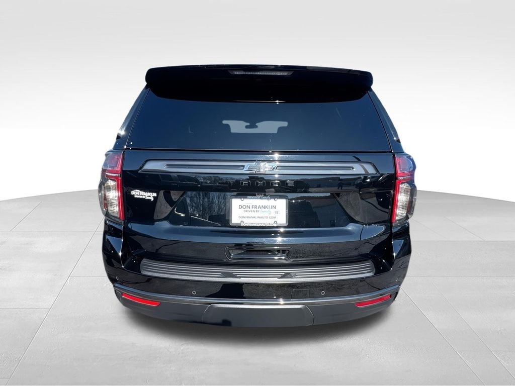 Used 2022 Black Chevrolet Z71 image 7