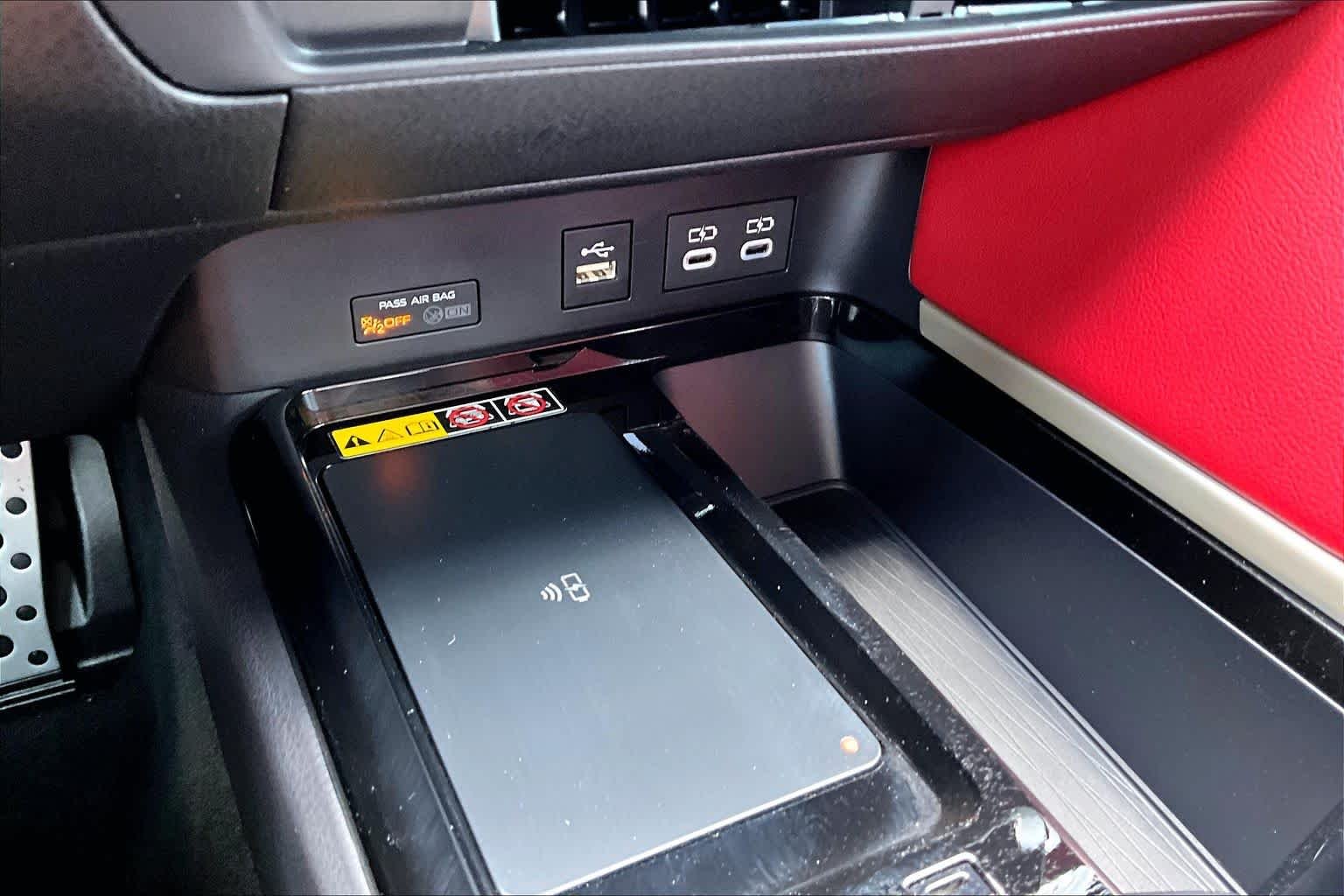Used 2025 Heavy Metal Toyota XSE image 31