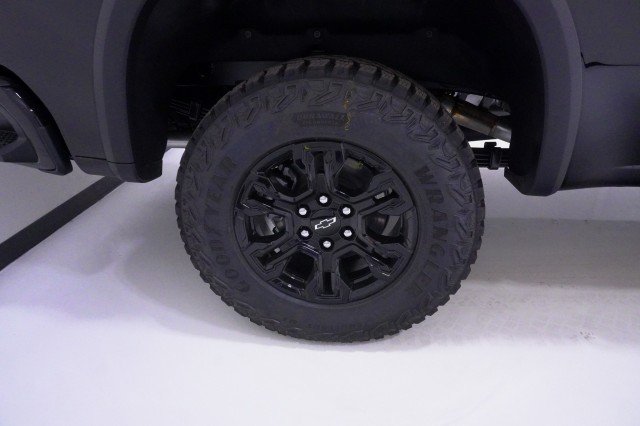 2026 Chevrolet Silverado 1500 ZR2 - Photo 6