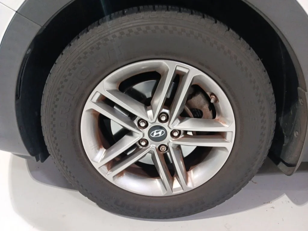 Certified Used 2017 Sparkling Silver Hyundai 2.4 Base image 18