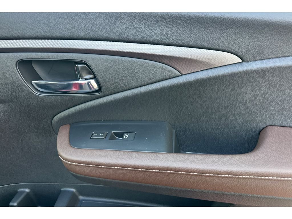 New 2026 Radiant Red Metallic II Honda RTL image 19