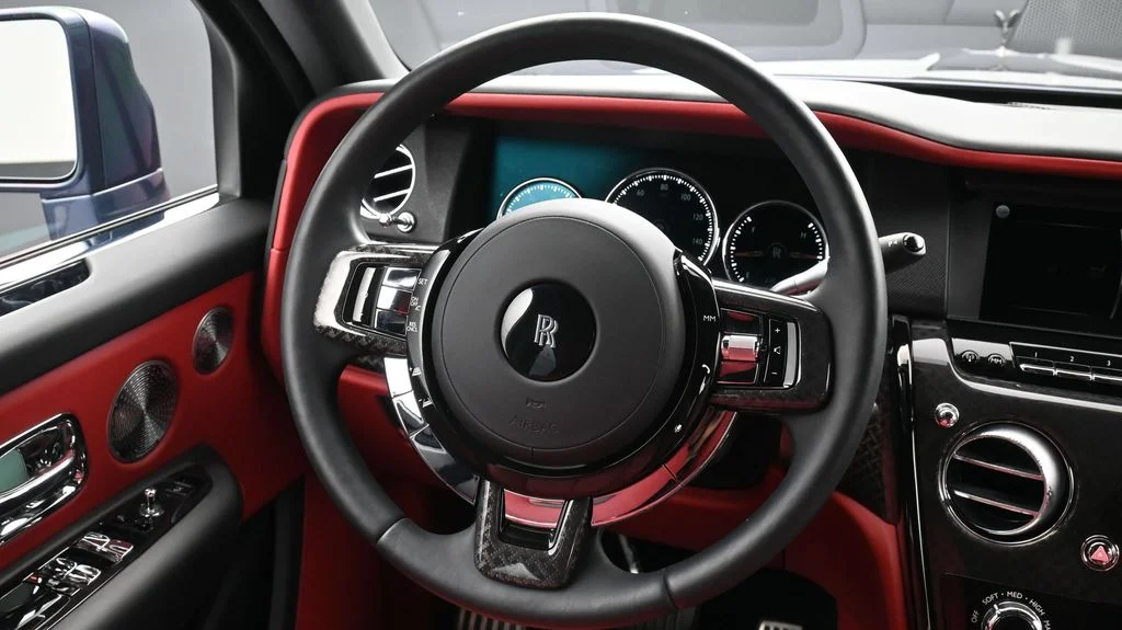 Certified Used 2019 Purple Rolls-Royce  image 17
