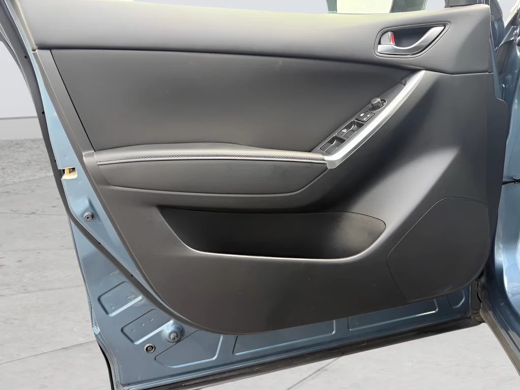 Used 2016 Blue Mazda Touring image 9