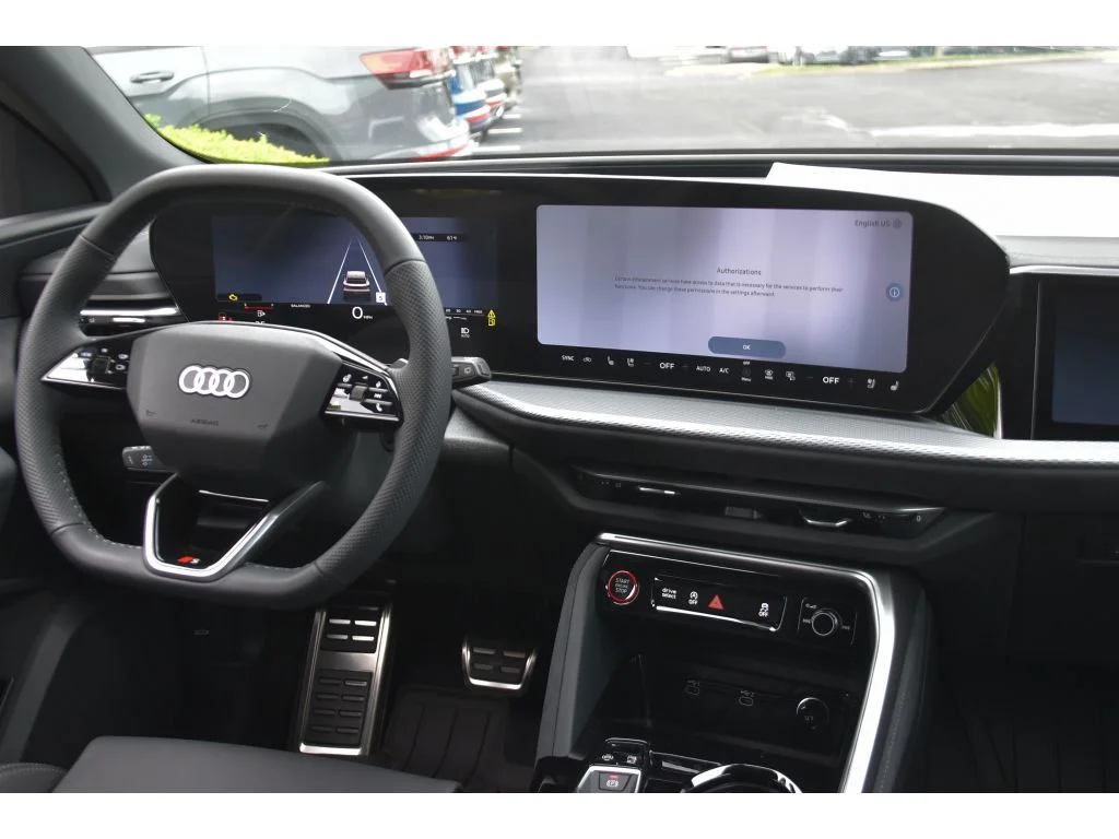 New 2026 Glacier White Metallic Audi Premium Plus image 17