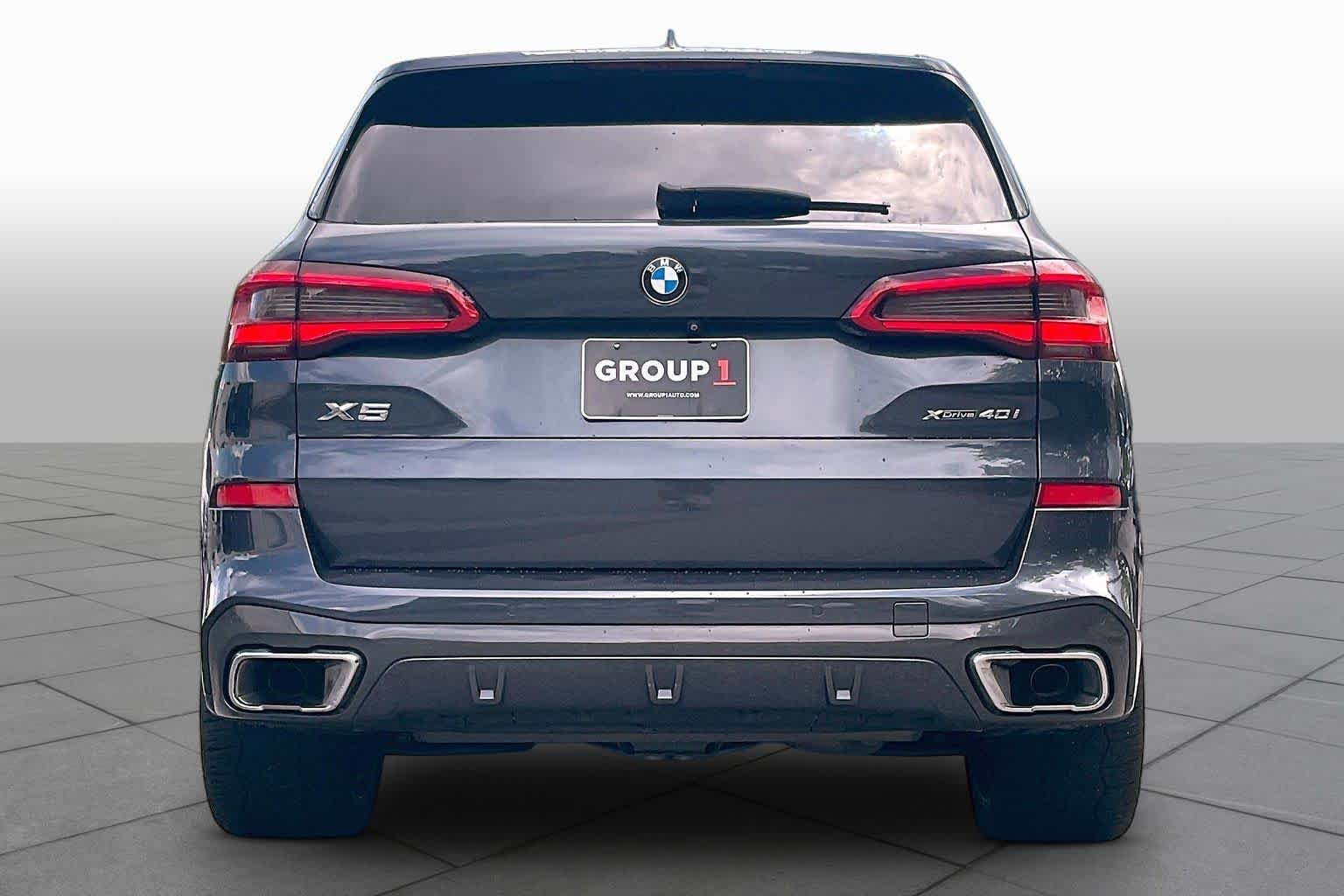 Used 2019 Arctic Gray Metallic BMW xDrive40i image 4