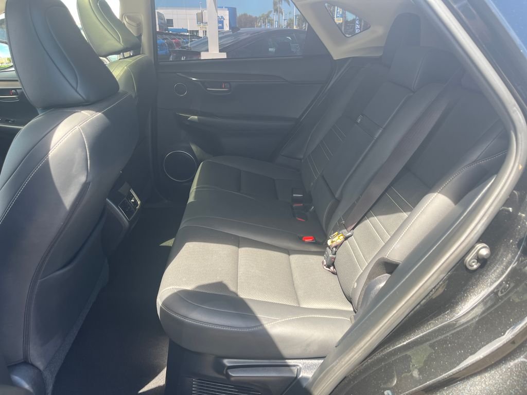 Used 2019 Black Lexus 300h image 25
