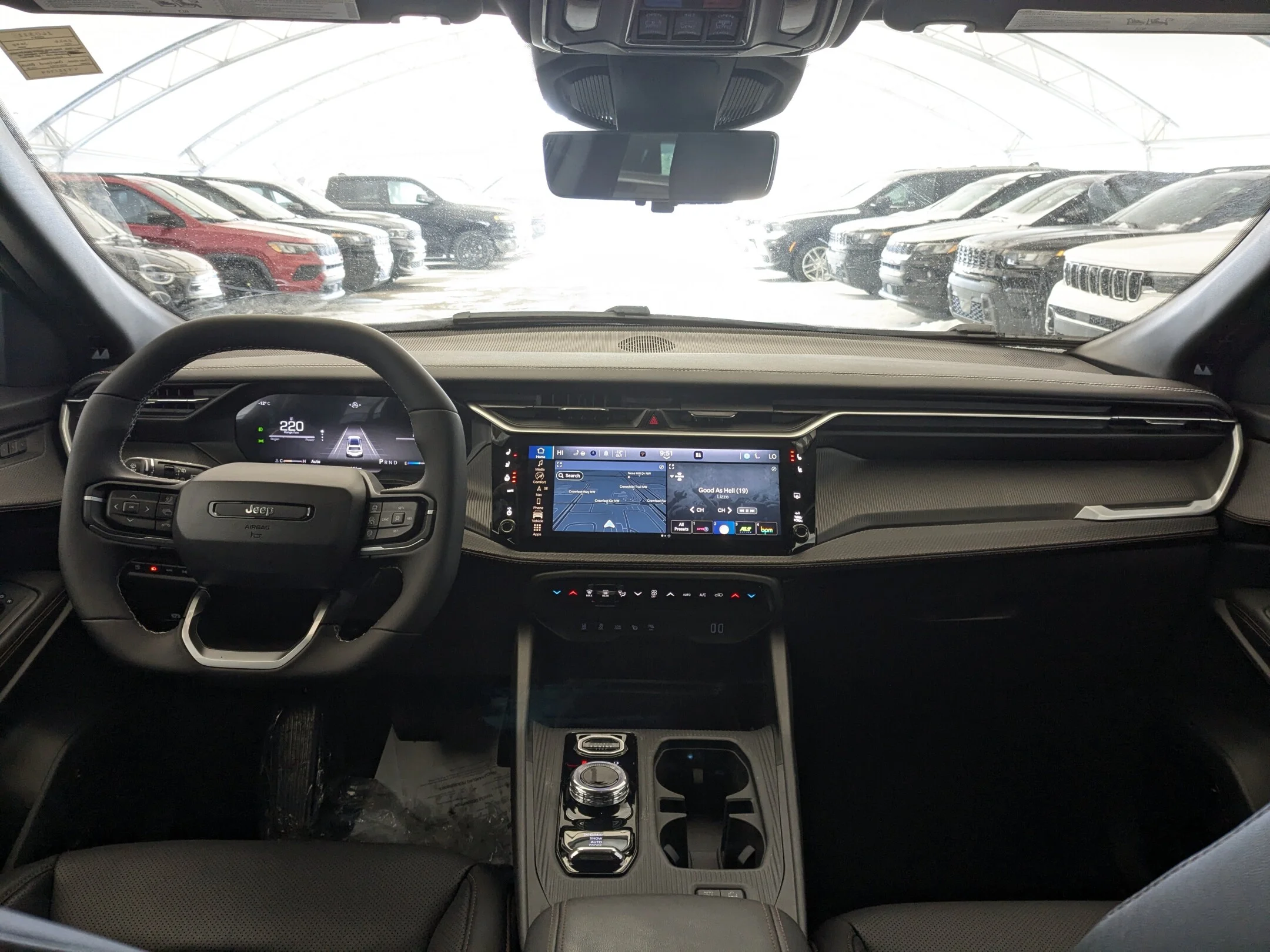 New 2026 Black Jeep Overland - - Hybrid - Advanced Pro Tech Grp - Surround View Camera - Ventilated Seats & More! image 31