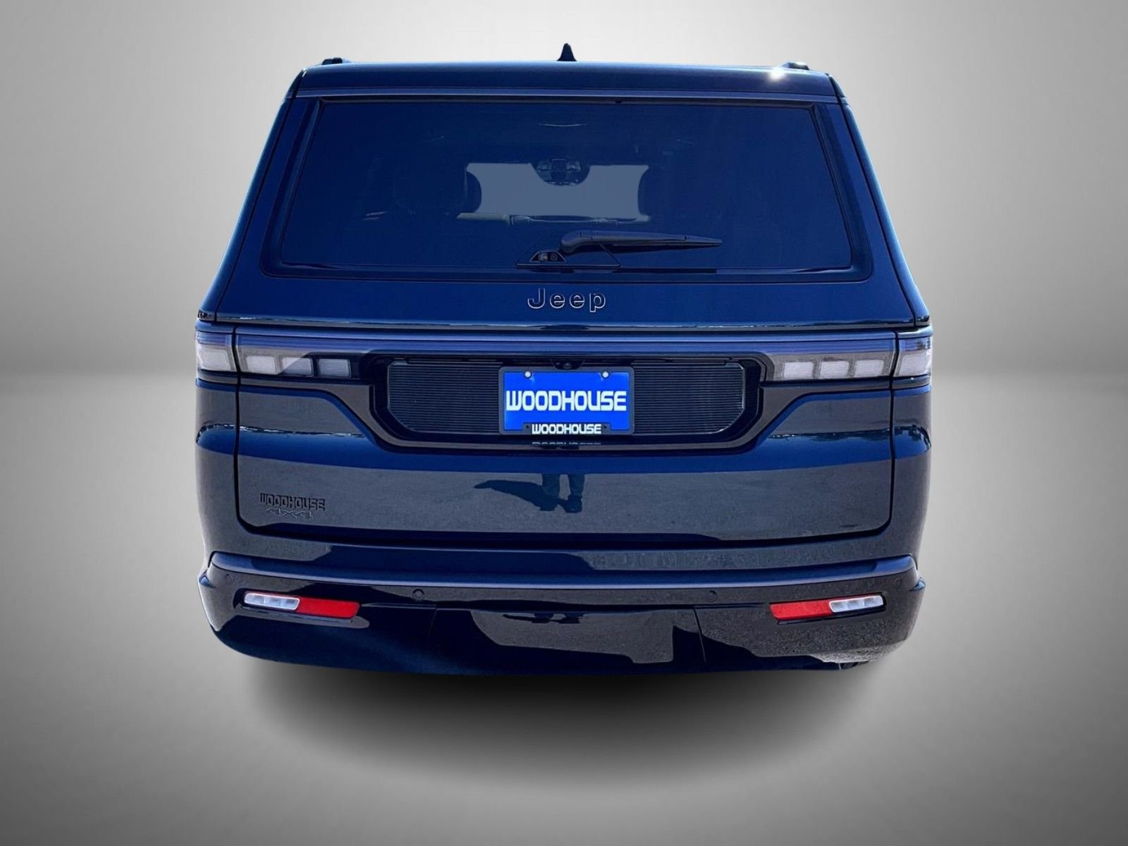 New 2026 Fathom Blue Pearl-Coat Exterior Paint (Late Availability) Jeep Summit Reserve image 6