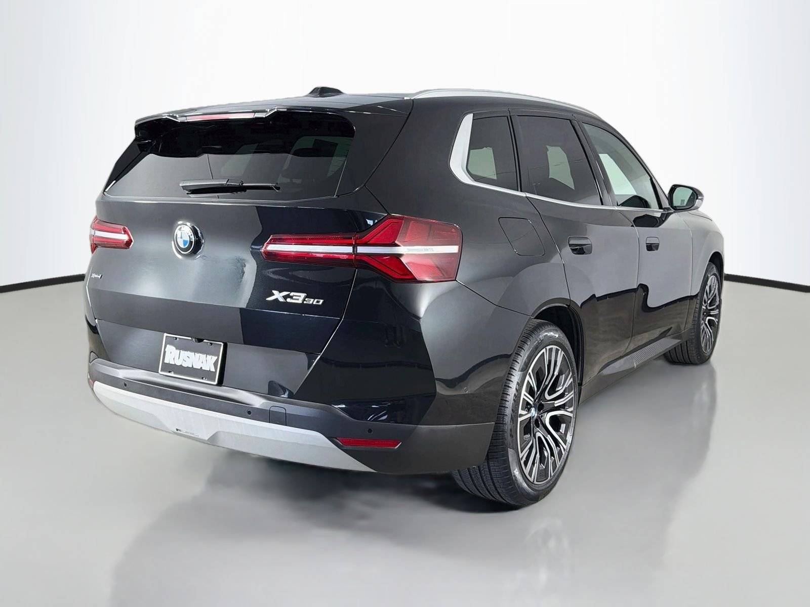 Certified Used 2025 Black Sapphire Metallic BMW 30 xDrive image 7