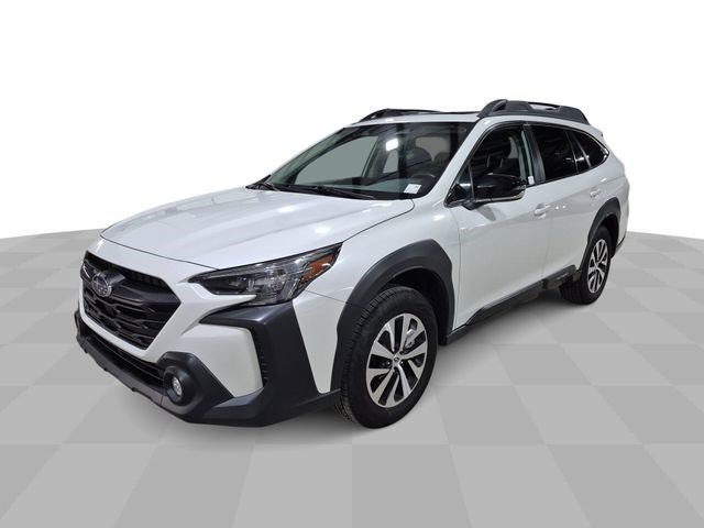 2025 Subaru Outback Premium's photo