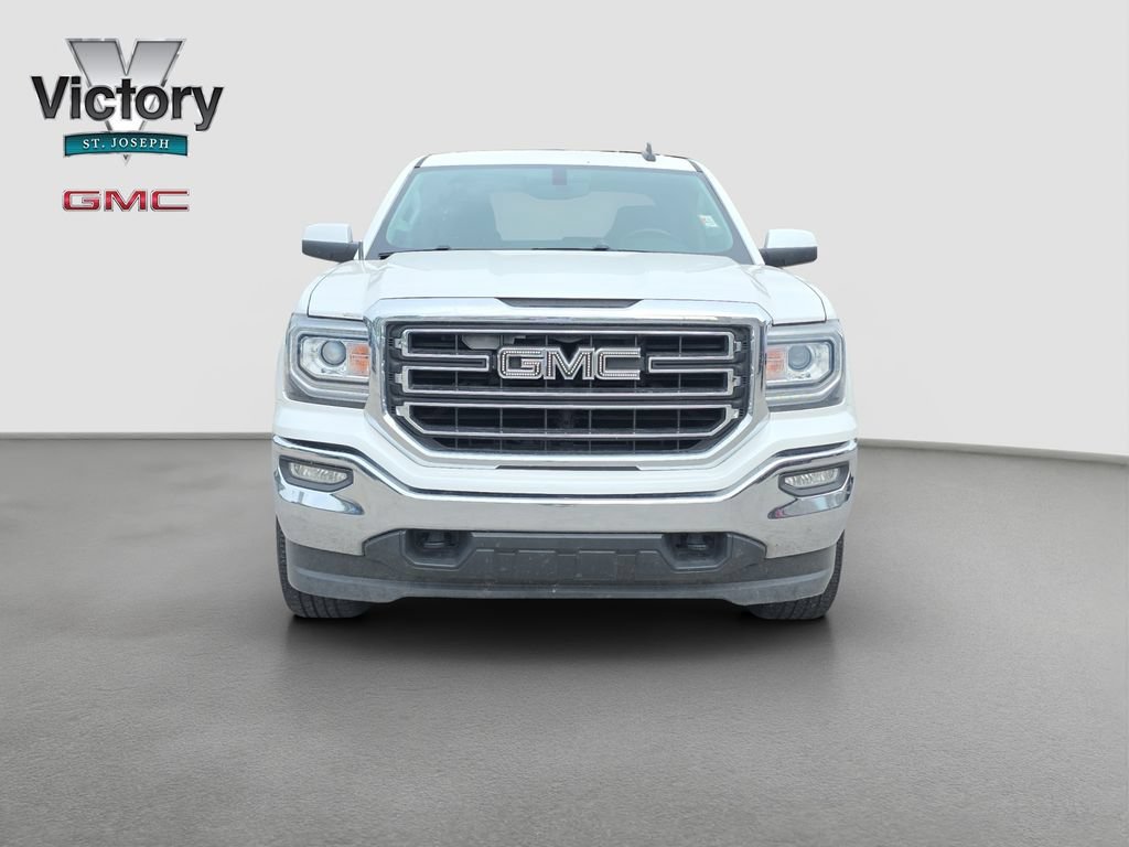Used 2017 GMC Sierra 1500 SLE with VIN 3GTU2MEC8HG122036 for sale in Kansas City