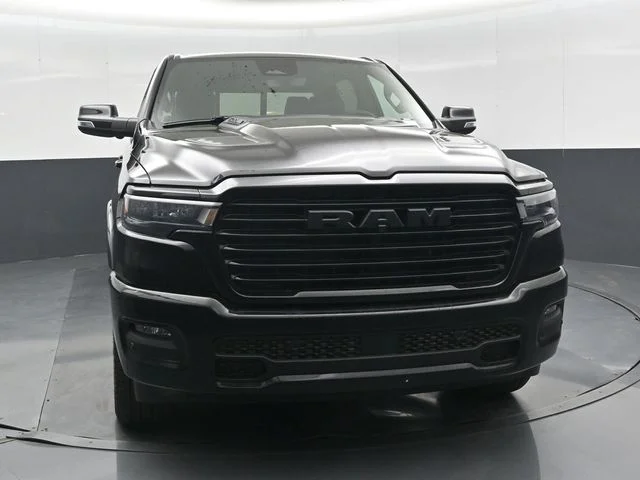 New 2026 Diamond Black Crystal Pearl-Coat Exterior Paint RAM Laramie image 28