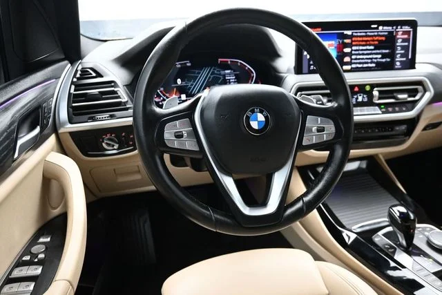 Used 2022 White BMW xDrive30i image 12