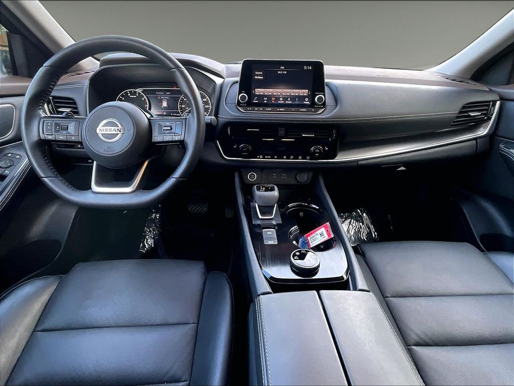 Used 2021 Super Black Nissan SV image 21