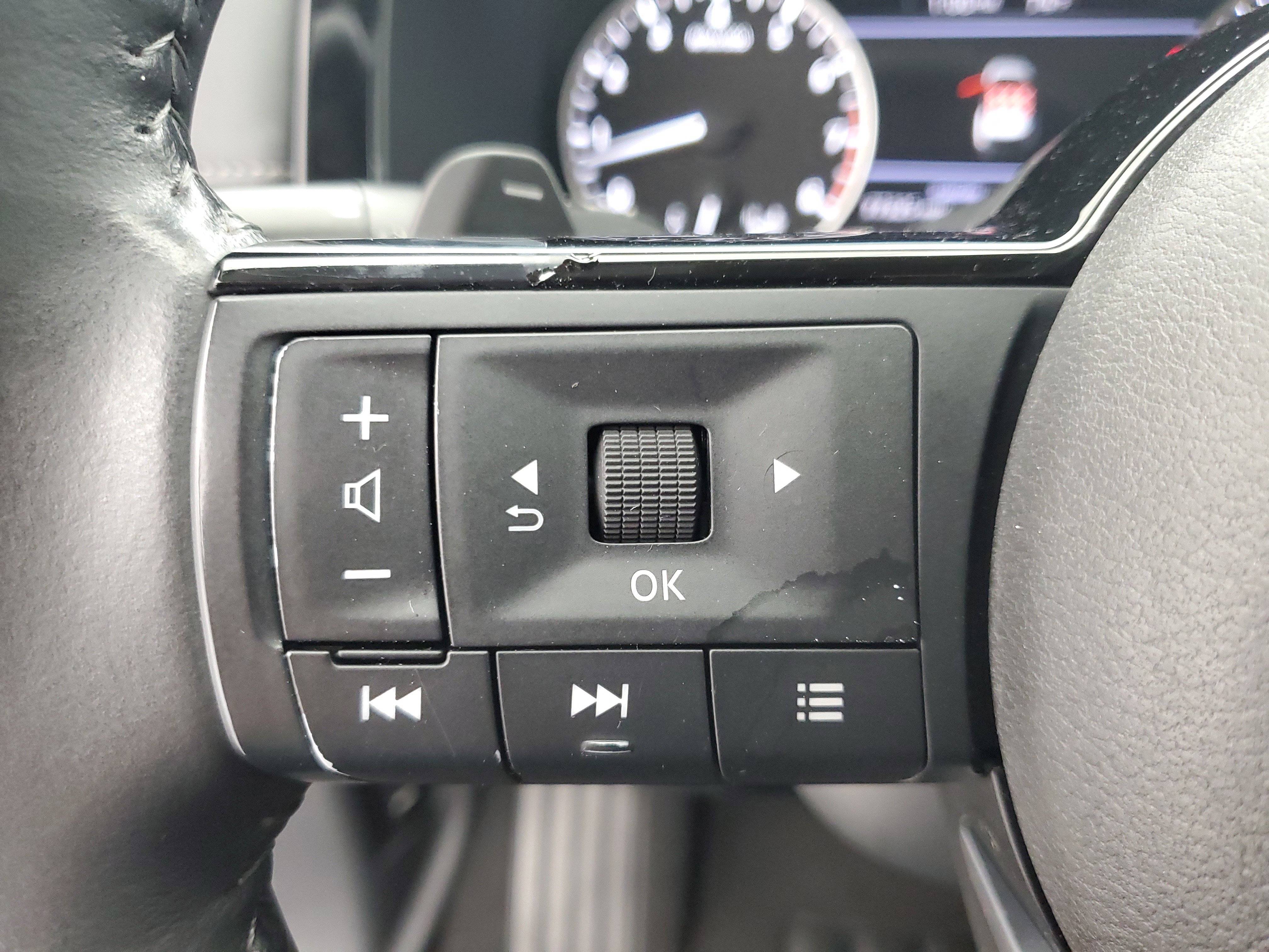 Used 2022 Scarlet Ember Tintcoat Nissan SV image 22
