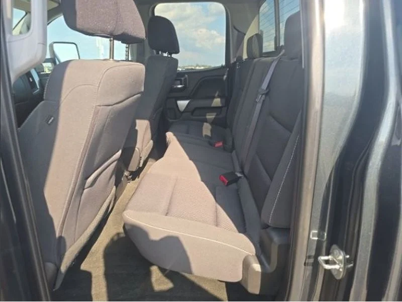 Used 2017 Graphite Metallic Chevrolet LT image 7