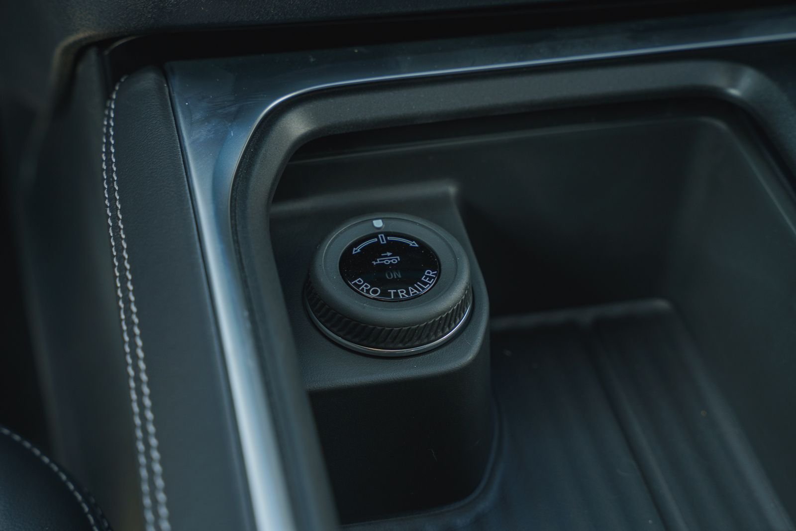 New 2026 Glacier Gray Metallic Tri-Coat Ford MAX Platinum® image 31